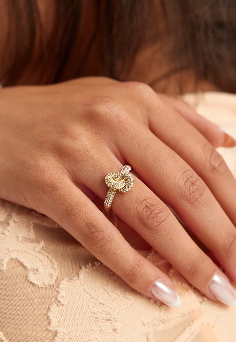 Knot Crystal Ring