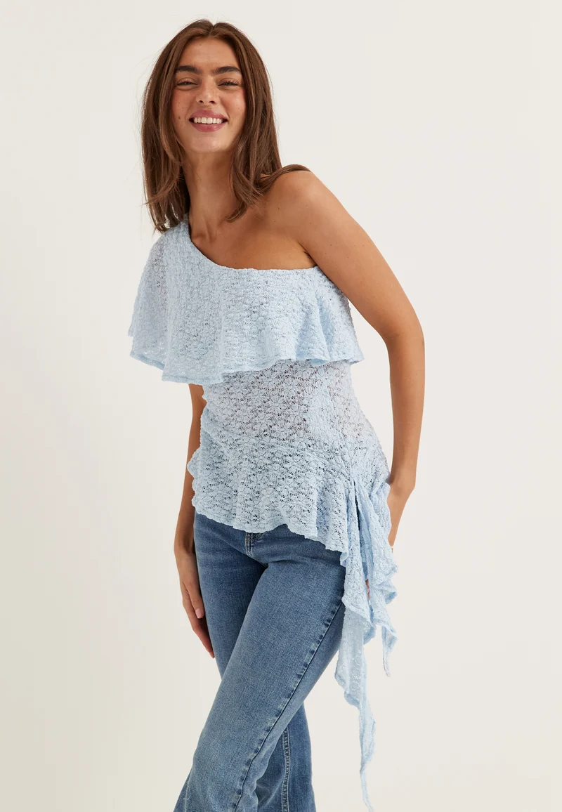 Asymmetric Frill Lace Top