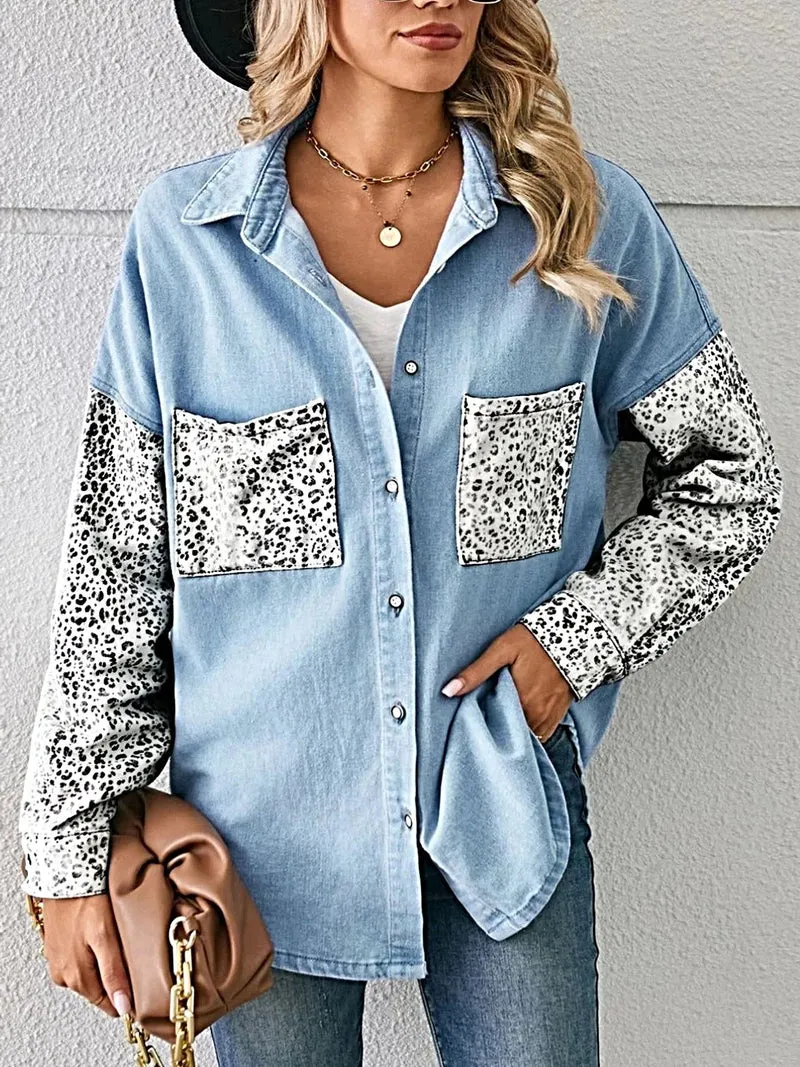 Snygg leopardmönstrad denimskjorta med knappar och ficka - Perfekt för avslappnad elegans