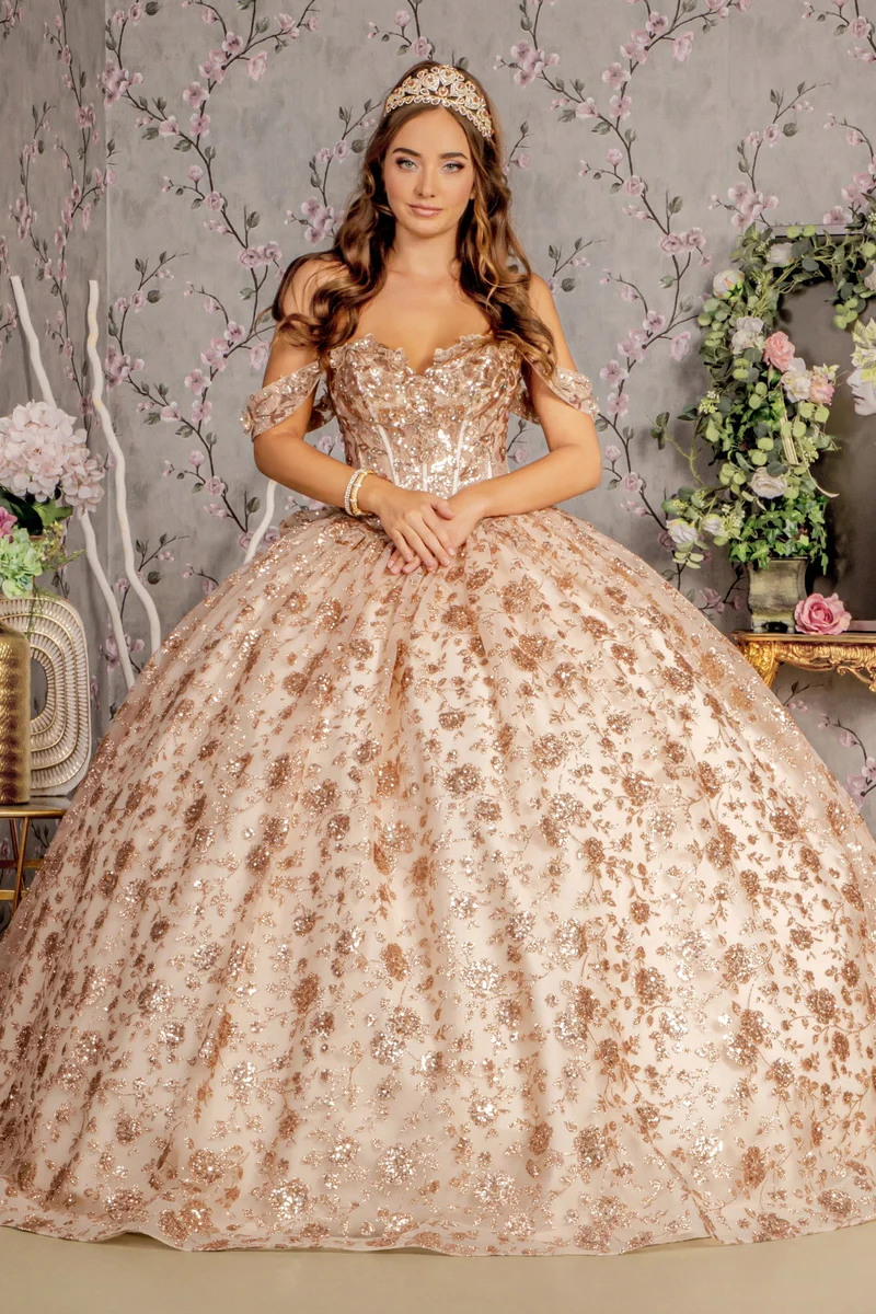 Metallic 3D Flower Off Shoulder Quinceanera Klänning från GLS by Gloria - GL3485