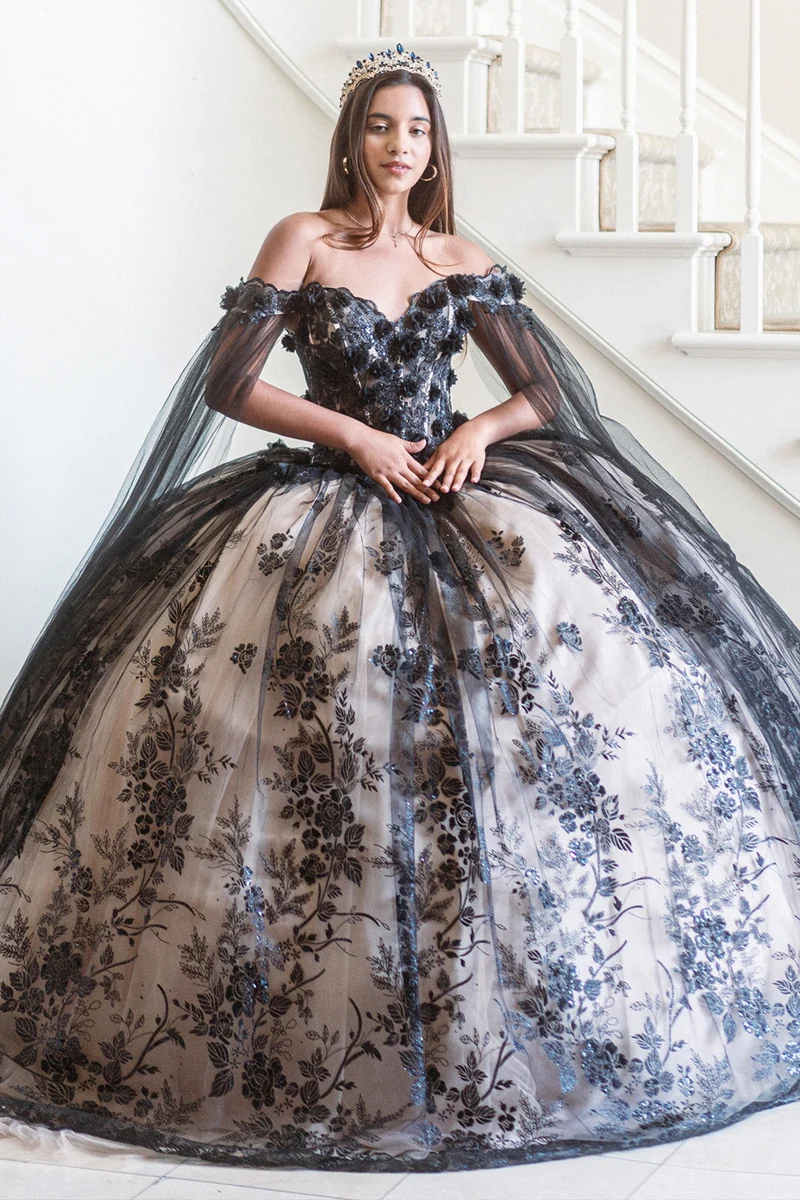 Cut-Away Shoulder Sweetheart Neckline Quinceanera Dress från GLS by Gloria - GL3500