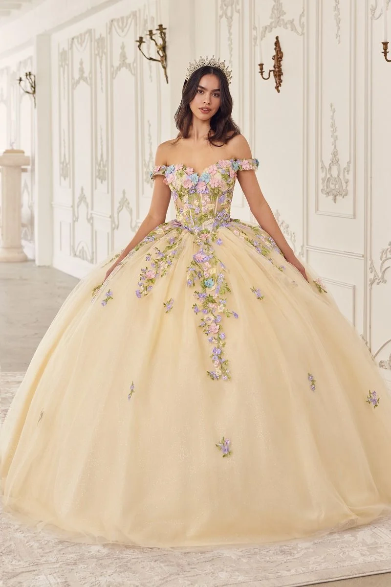 Flerfärgad blommig off Shoulder-klänning från Cinderella Divine 15724 - Quinceanera