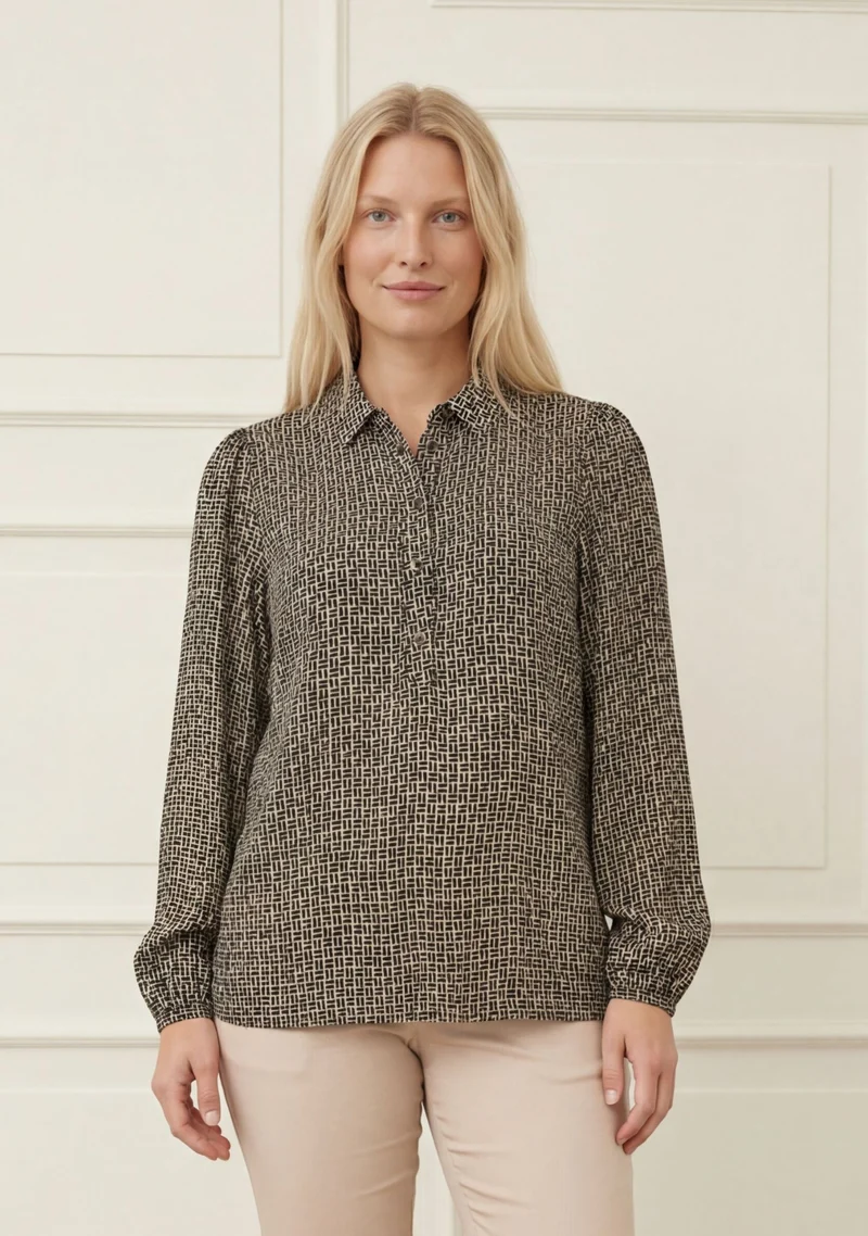 Asta Blouse - Graphic Black Strokes