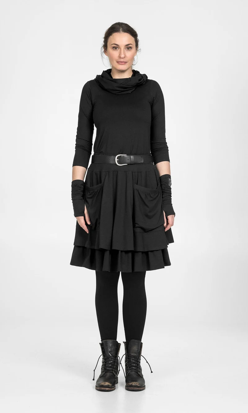 Viskoskjol, kort modell med fickor