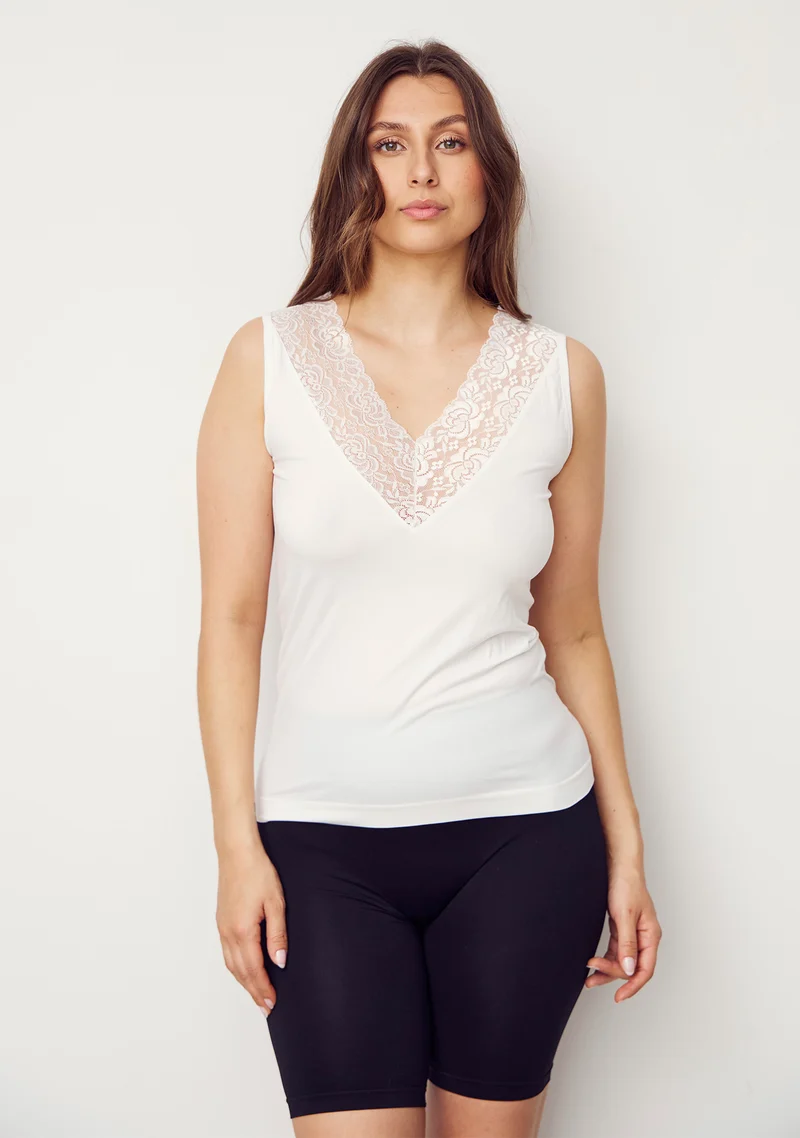 Nilla V-Neck Top - Broken White