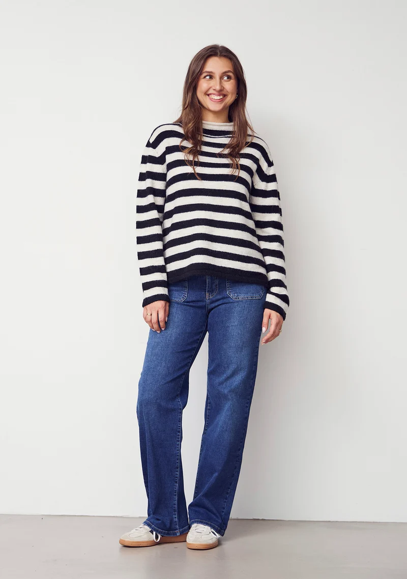 Anna Highneck Pullover - Black/Cream Stripe