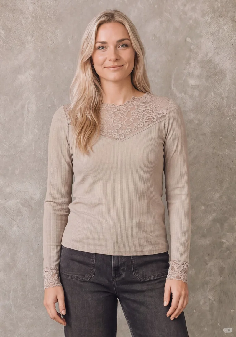 Dee Lace Blouse - Sand