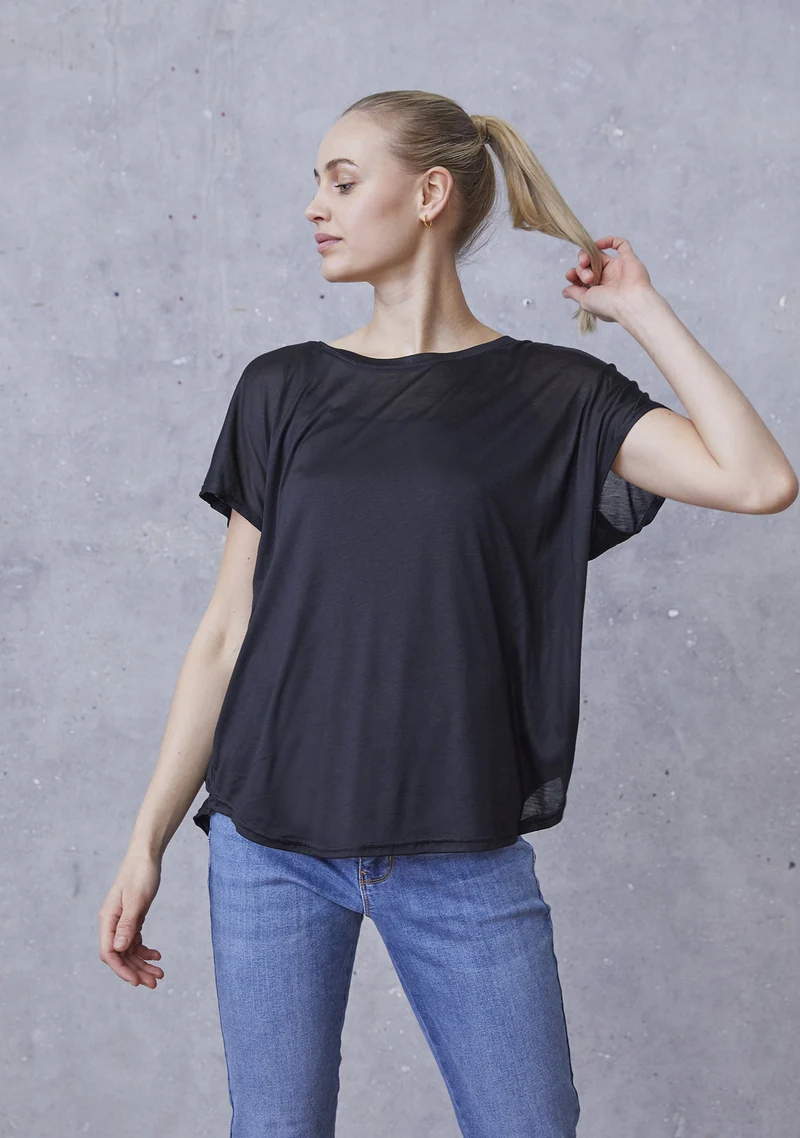 Nugga Viscose T-Shirt - Black