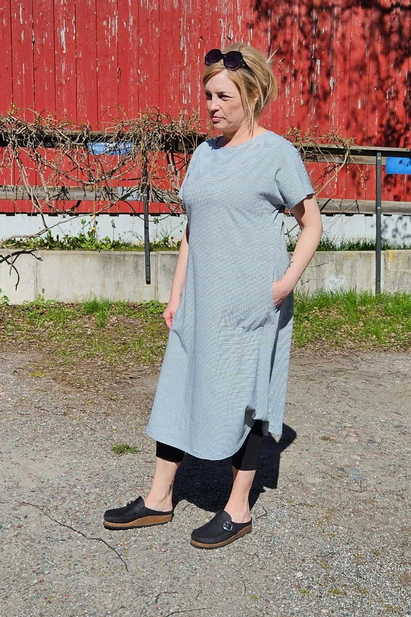 Bomullsklänning med holk