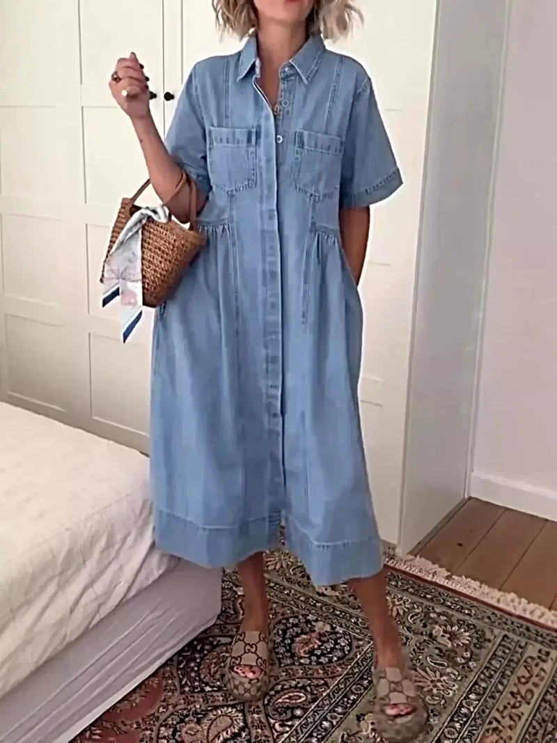 Plus Size Midiklänning med knappar framtill och fickor - Elegant denimmodell för alla tillfällen