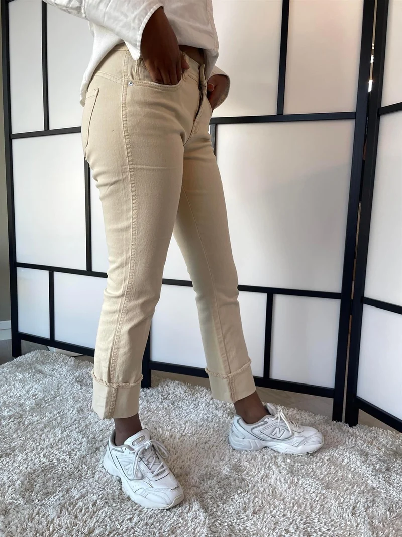 Lulu turnup colored denim