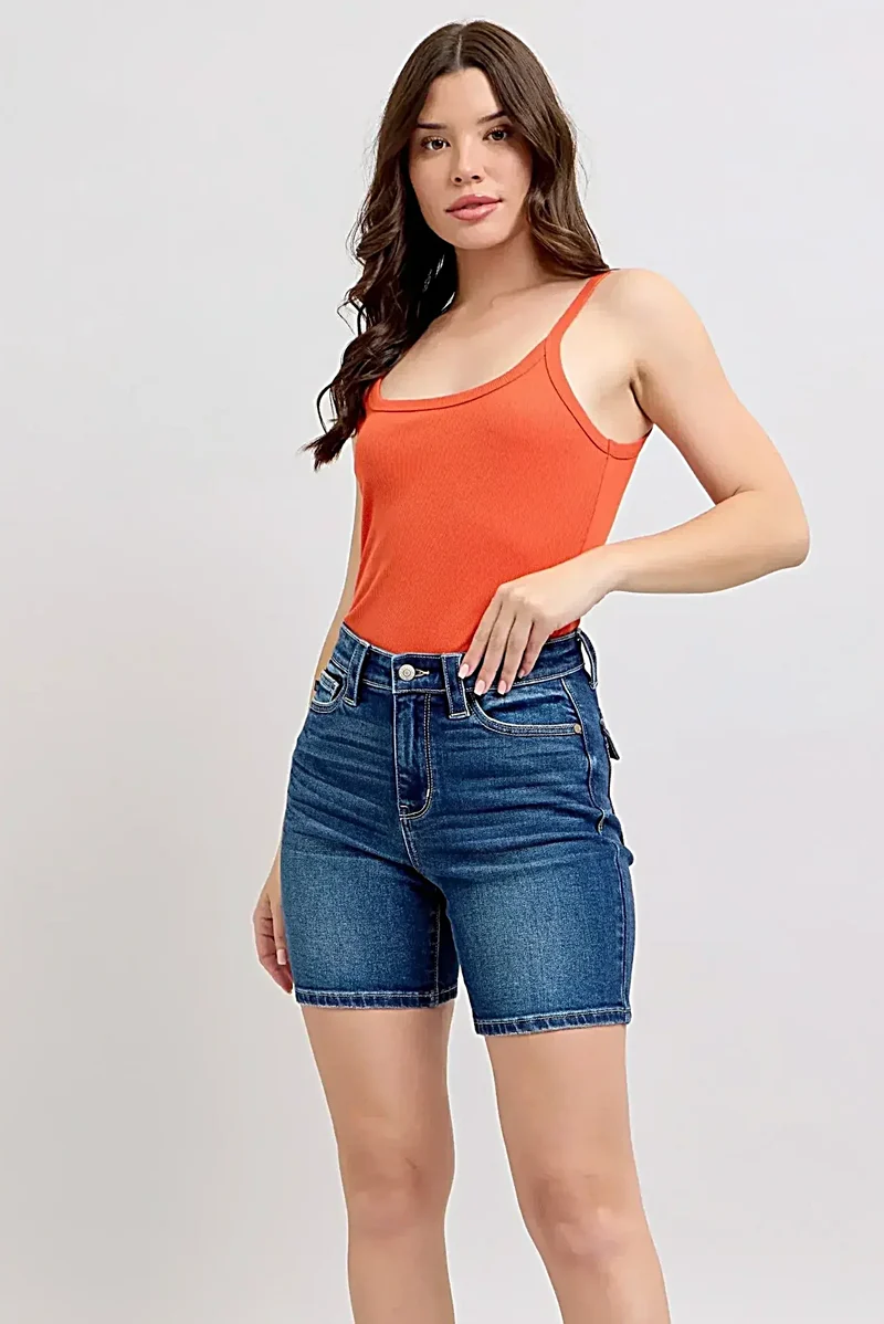 Judy Blå Bermudashorts med Hög Midja för Dam – Plus Size med Fickor med Bakklaffar, Stretchig Denim