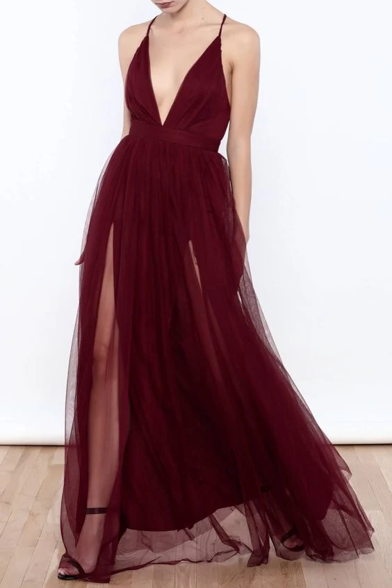 Unik plunge V-ringad Burgundy Chiffon Flowy balklänning med sidoslitsar