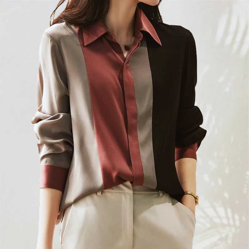 Elegant Blus Dam | Färgblock Blus med Modern Patchwork Design | Bekväm Kontorsblus för Stil och Mångsidighet