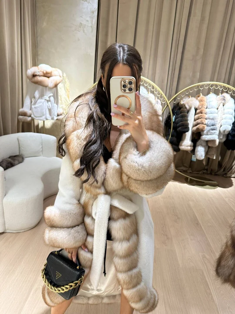Real Fox Fur with Alkantara Coat in white