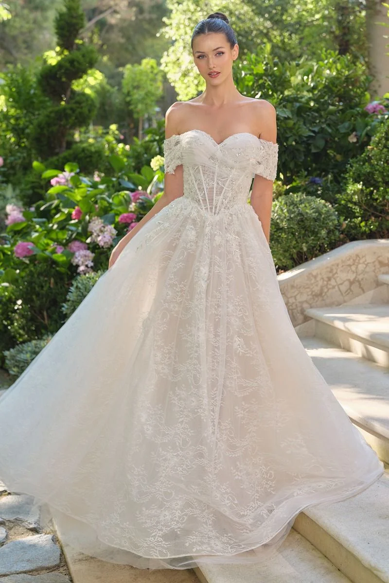 A-linjeformad brudklänning med 3D-blommönster och applikationer från Andrea & Leo Couture WL090