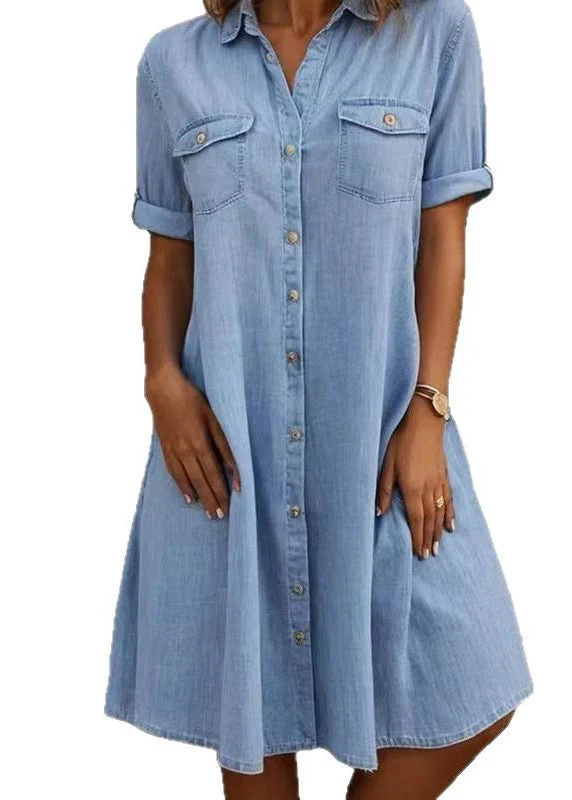 Kvinnors Plus Size Klänning med Peter Pan Krage och Fickor