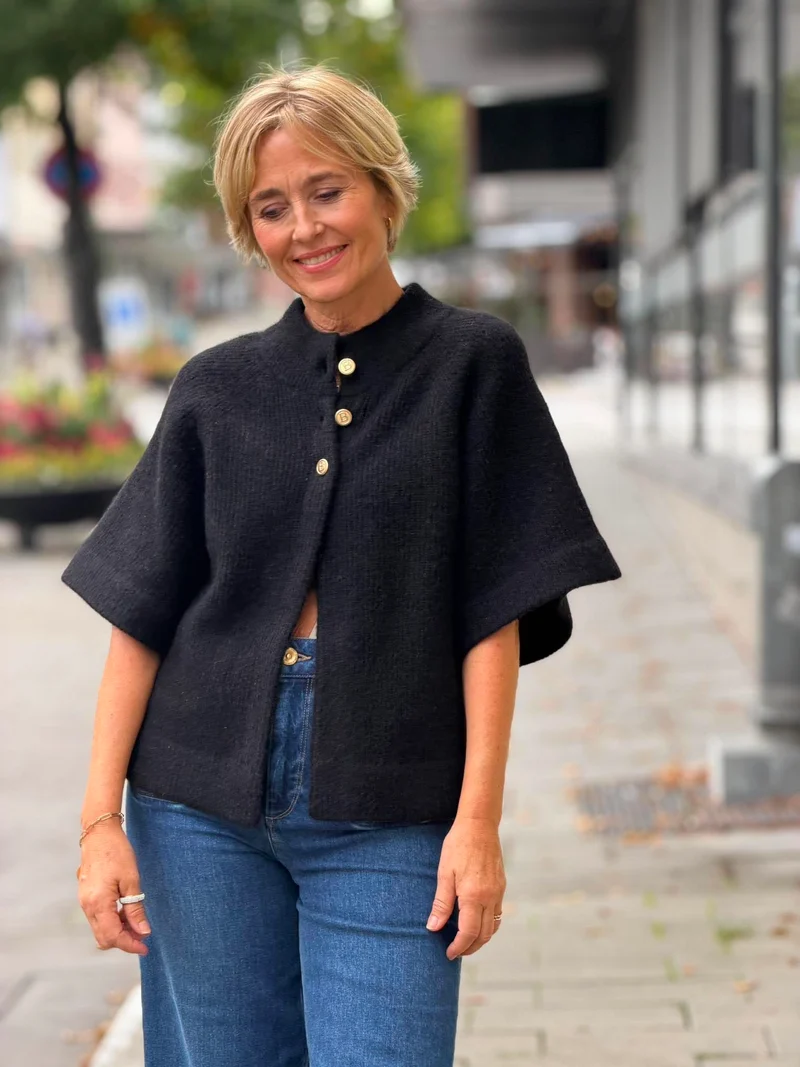 Vilanie Cardigan