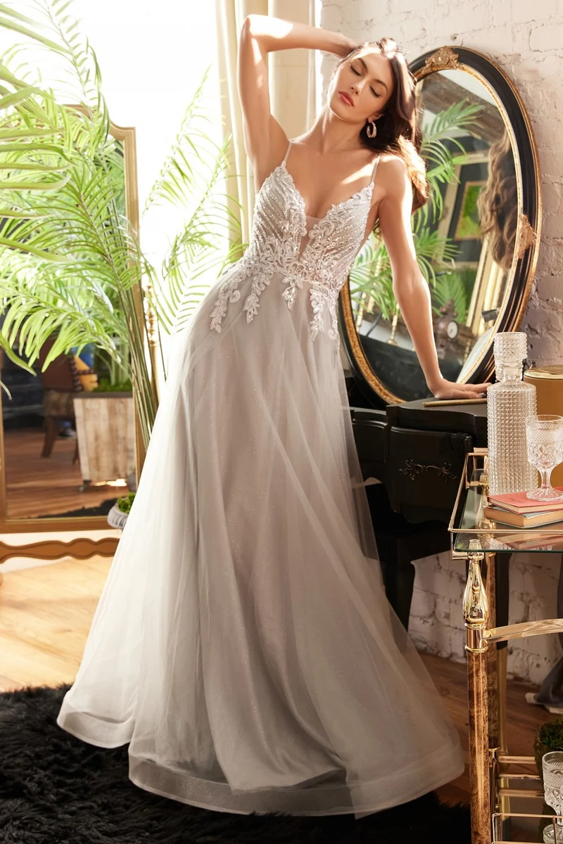 Glitterblommig livkropp Layered Tyll A-Line Gown By Ladivine CD874 - Kvinnlig aftonklänning - Speciella tillfällen/kurvor