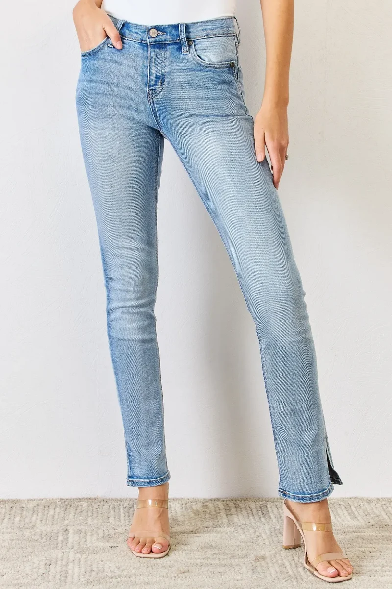 Kancan Full Size Medelhöga Y2K-jeans Med Slits Och Bootcut