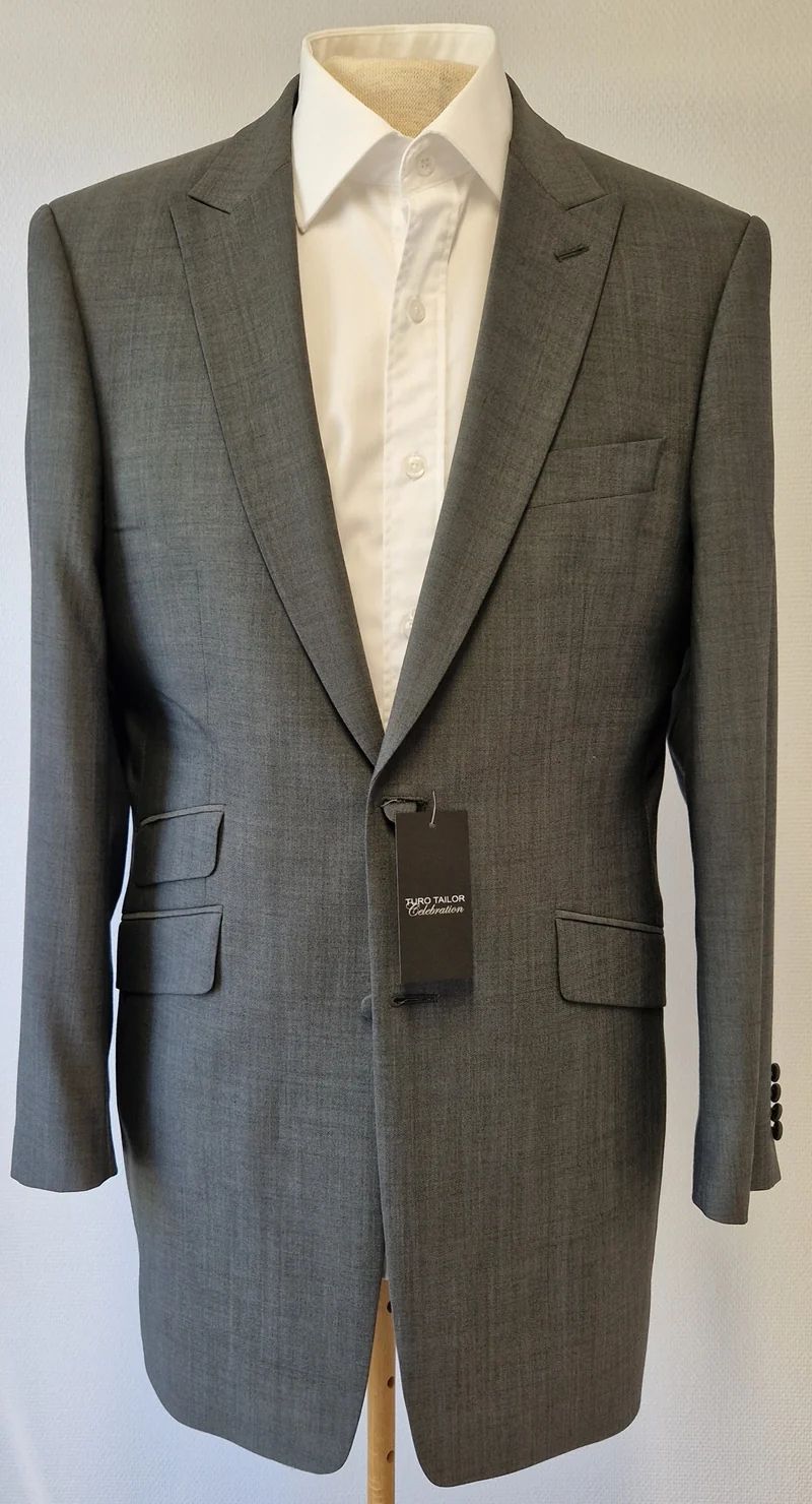 Kostym Turo Tailor 7080