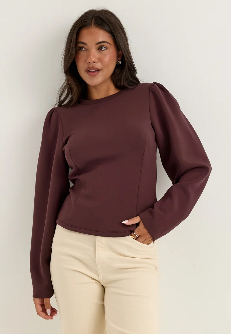 Shaped Puff Sleeve Top