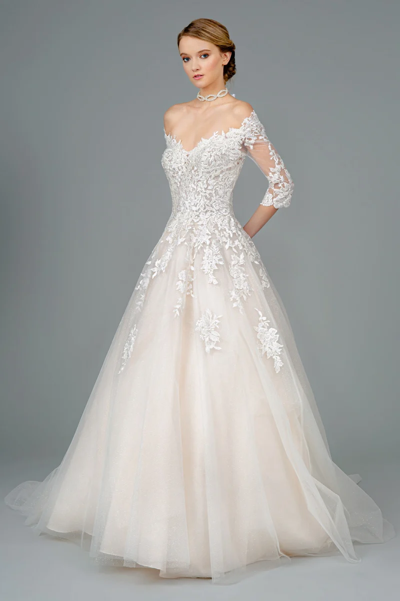 GL1803 GLS by Gloria - Broderad glitter med V-ringad bröllopsklänning