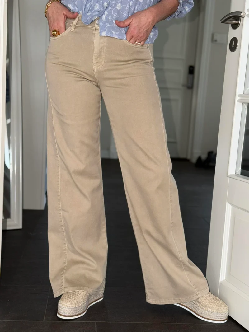 Claudette Slanted Saems Twill