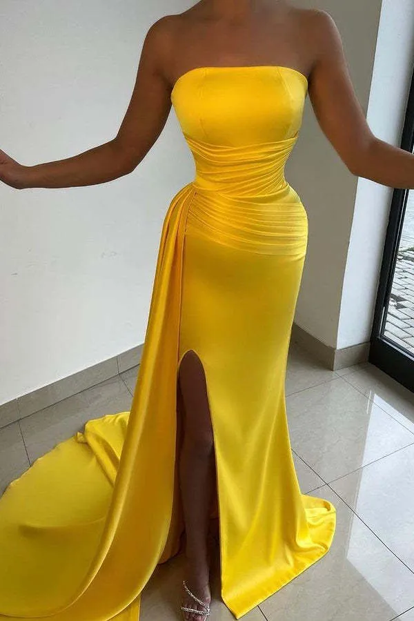 Elegant Ljusgul Axelbandslös Ärmlös Plisserad Slits Balklänning