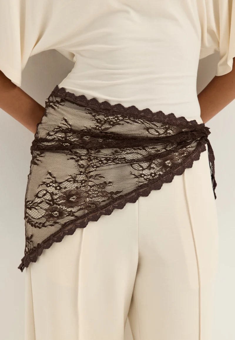 Vialiva Lace Scarf