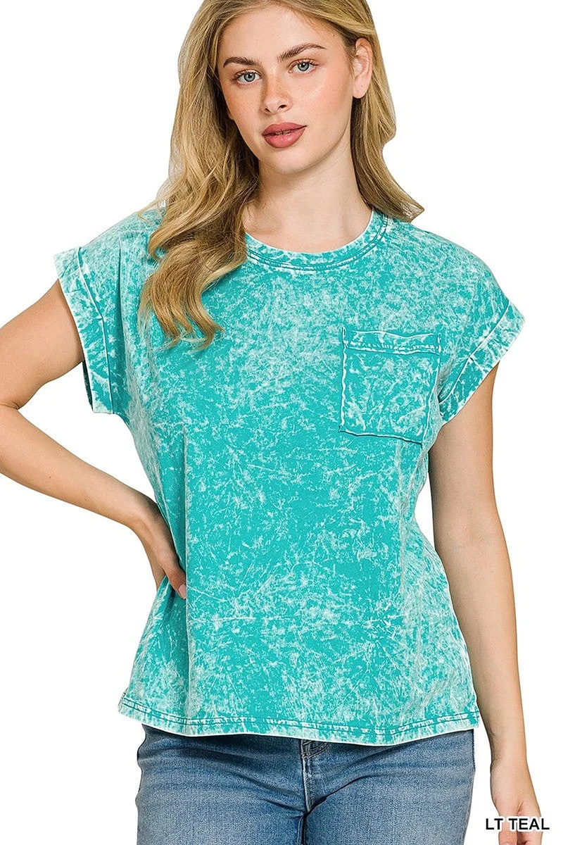 Plus size krinklad tvättad t-shirt med ficka, rund hals, kort ärm - T-shirt i bomull i vintagestil