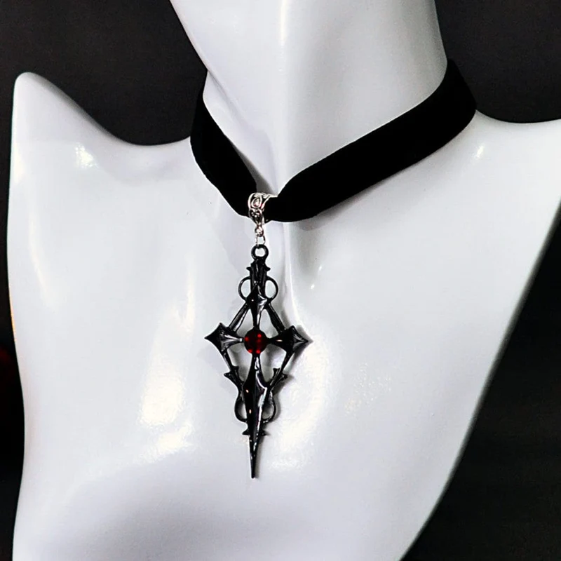 Gothic Diamante Cross Choker för kvinnor