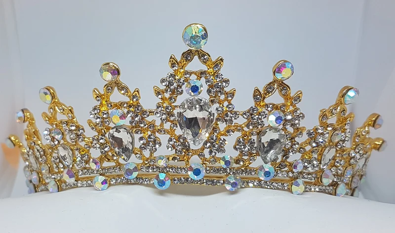 Tiara i guld D 007