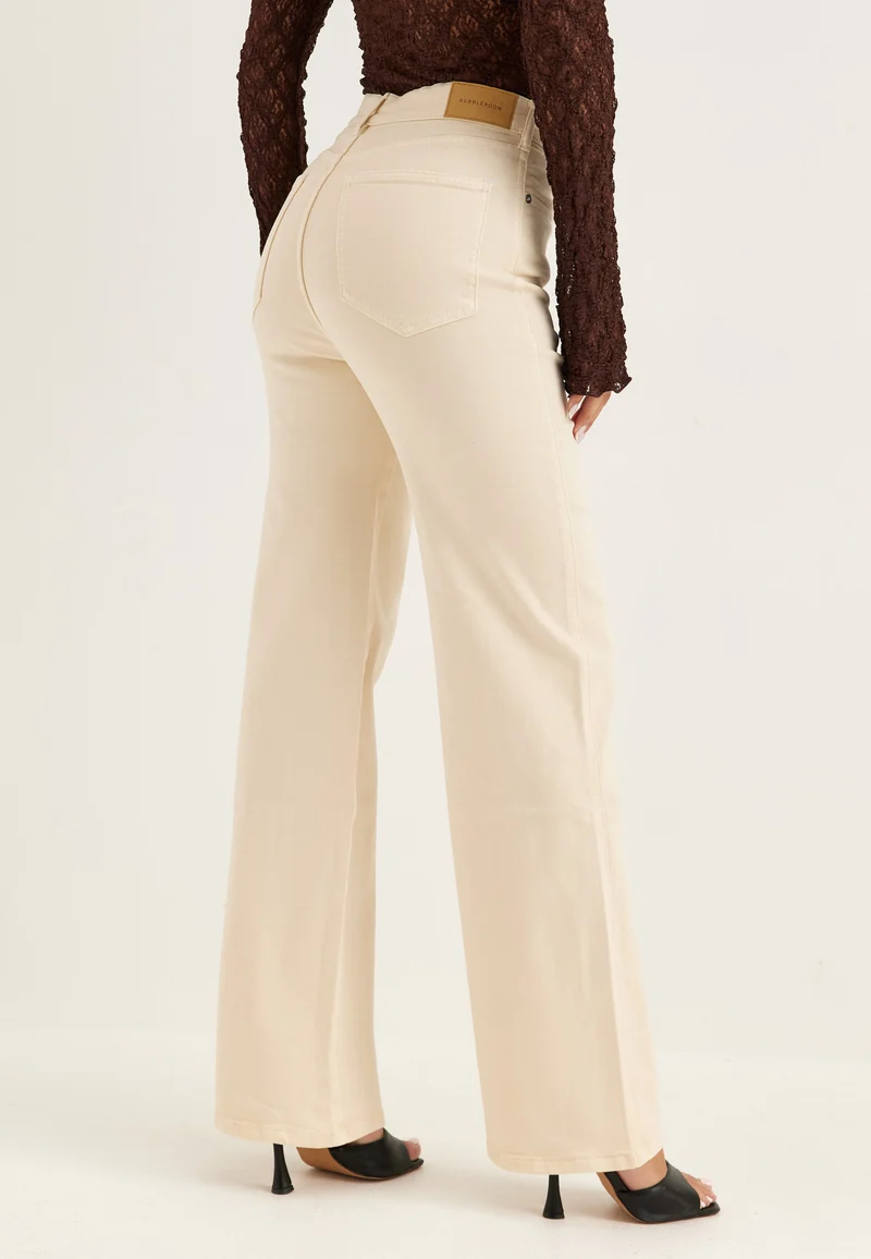 High Straight Leg Jeans