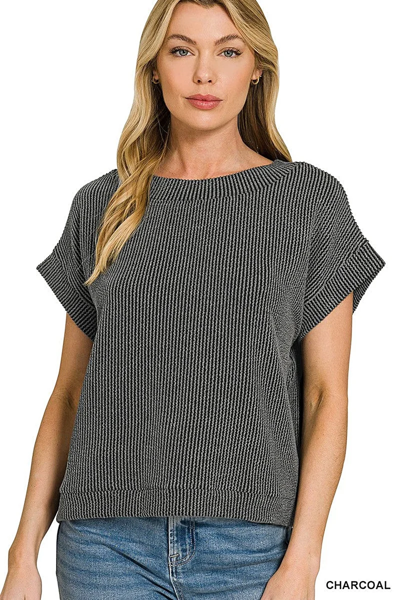 Antracitgrön randig t-shirt med holkärmar - Mjuk stickning, avslappnad passform, klassisk rund halsringning
