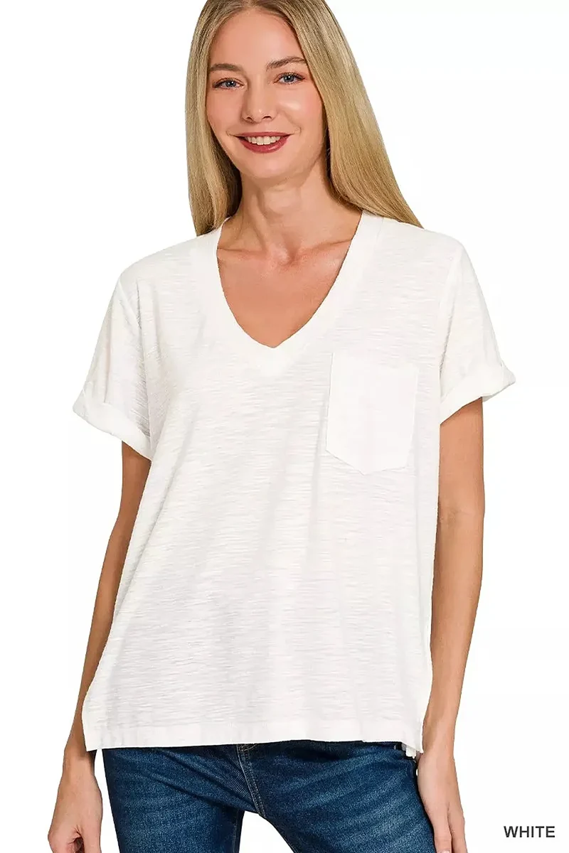 V-ringad slub-t-shirt med upprullade korta ärmar - elegant avslappnad stil för vardagsbruk