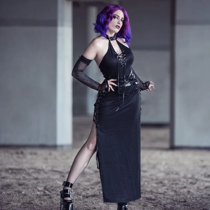 Gothic Strappy Sido Slit Fitted Halterneck Klänning för kvinnor