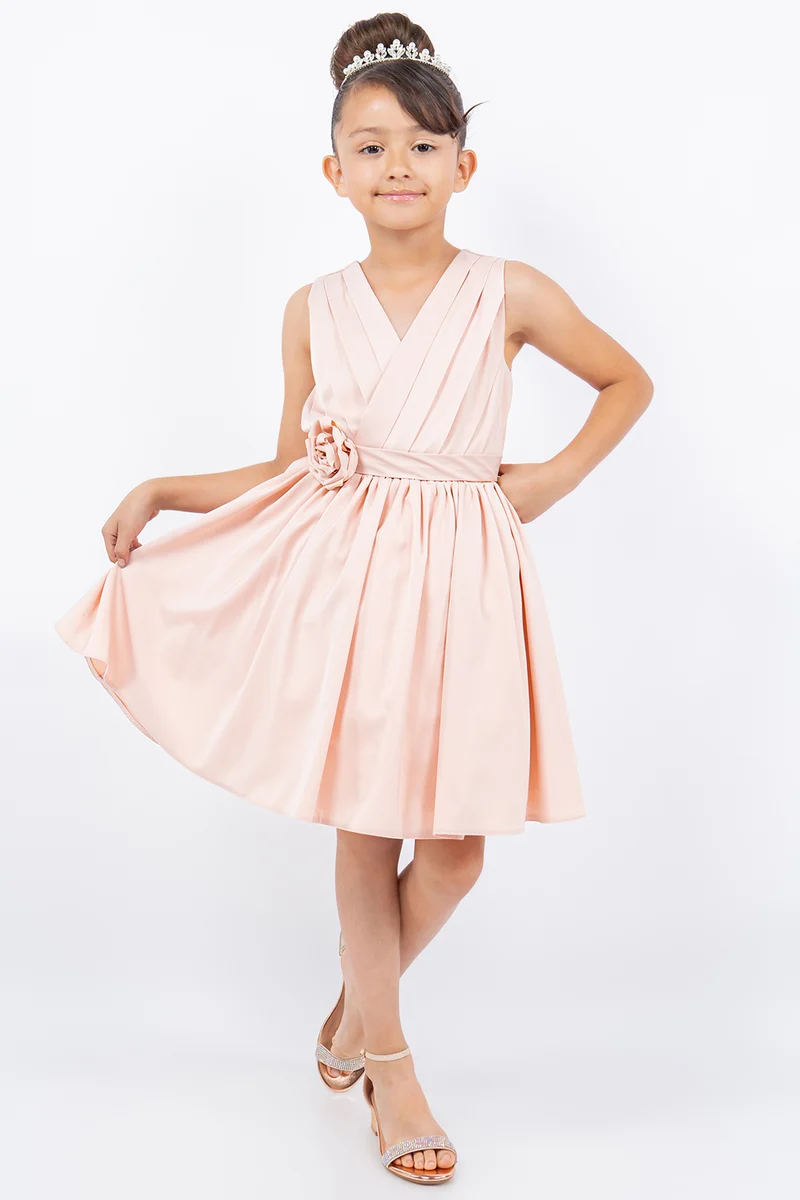 Applikerad V-ringad Plead Girl Party Dress från Cinderella Couture USA AS9160